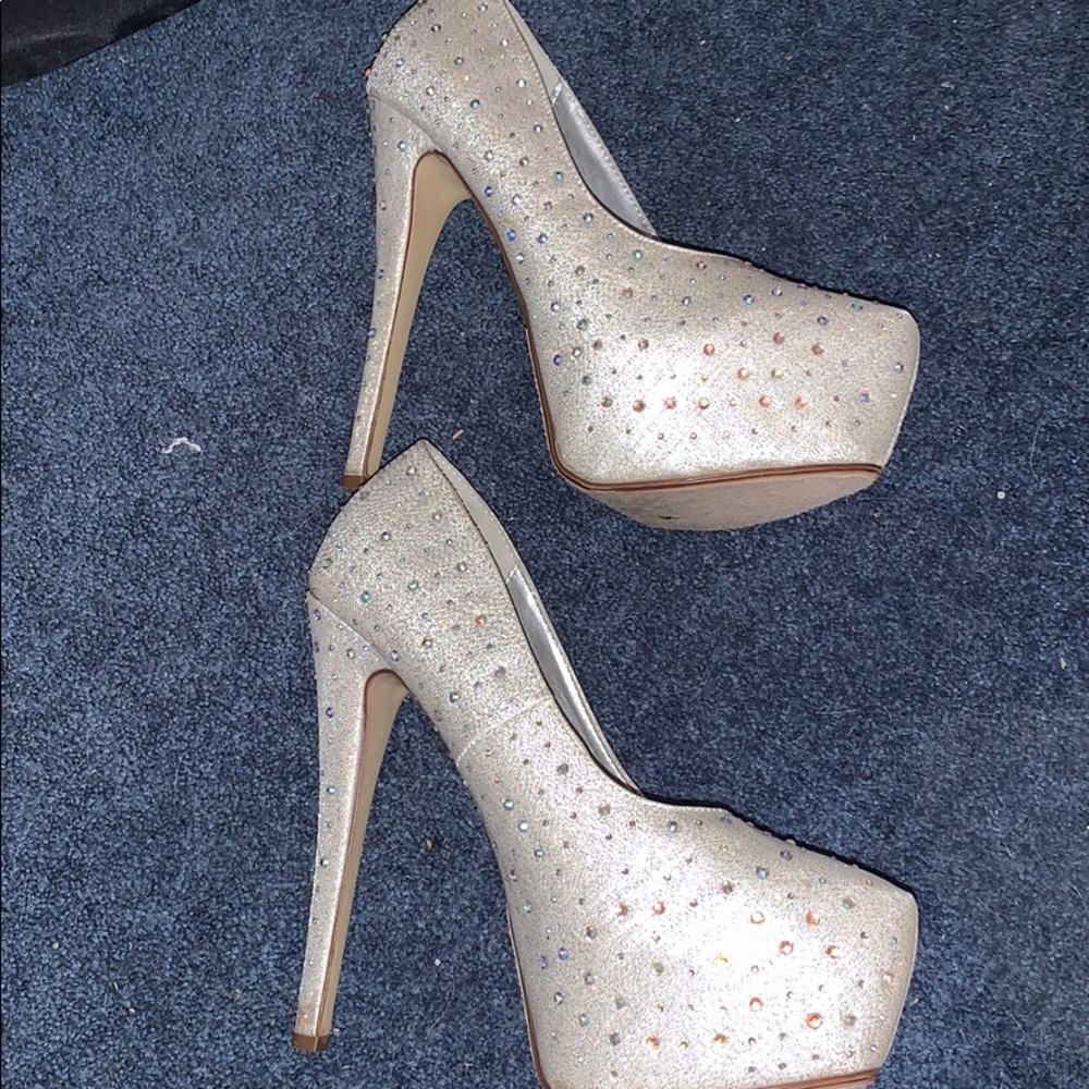 Silver Rhinestone heels - Picture 5 of 6